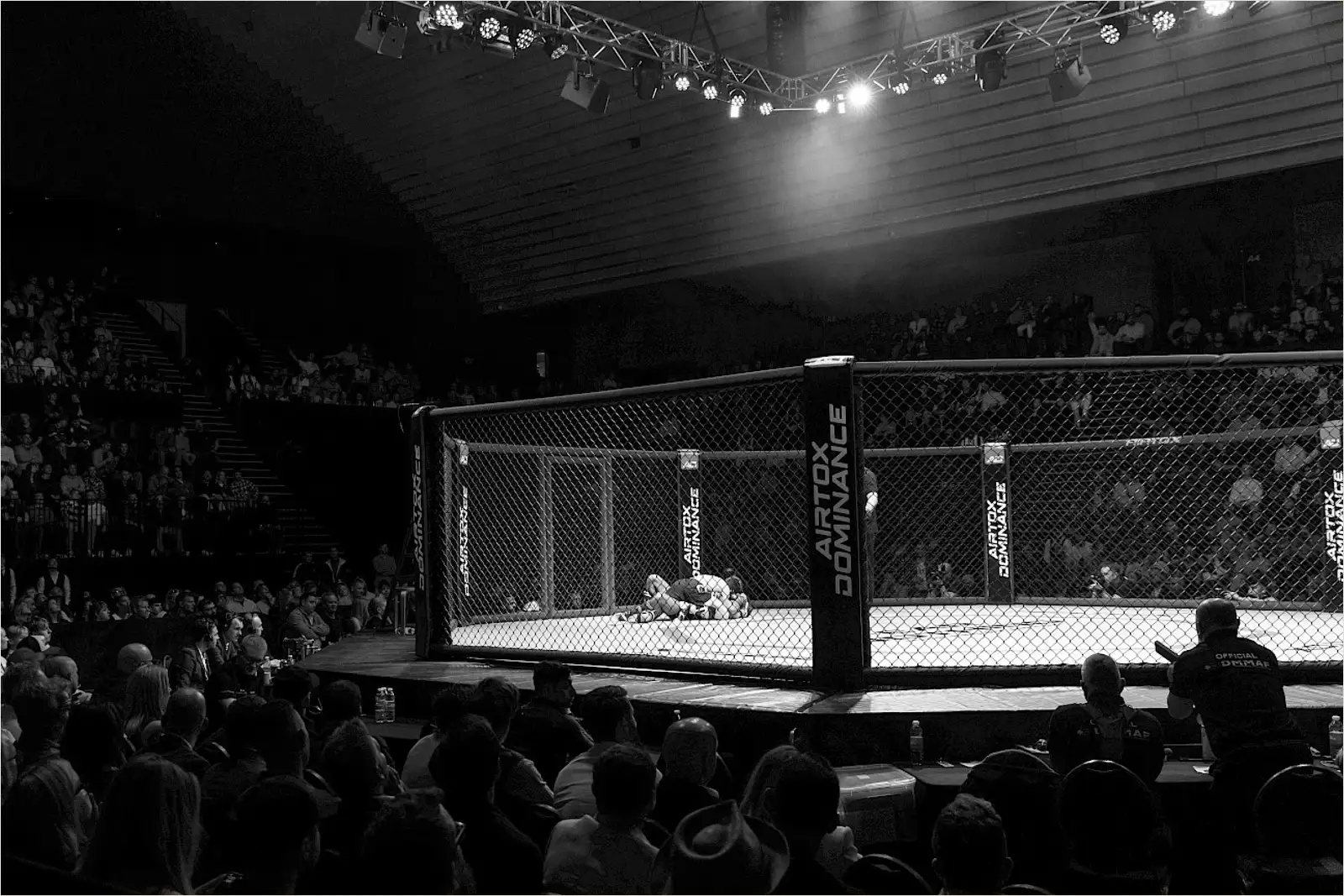 AIRTOX DOMINANCE 8.0 - The Future of European MMA i K.B. Hallen